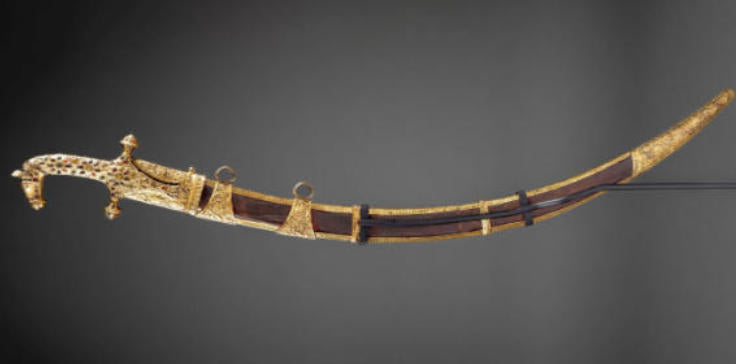 Falchion Sword Explained 2026 Medieval Curved Blade Design and Combat