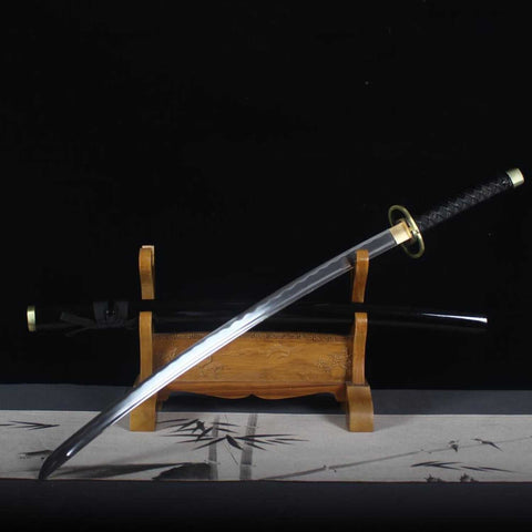Balanced design of Gin Ichimaru katana sword for smooth handling