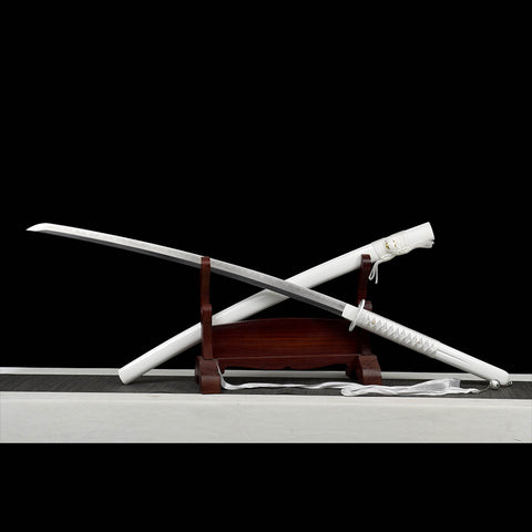 side view of Rukia Kuchiki Sode No Shirayuki katana from Bleach anime