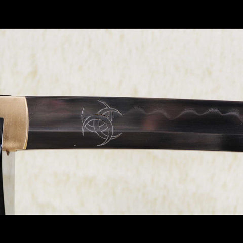clay tempered hamon on Michonne katana sword blade