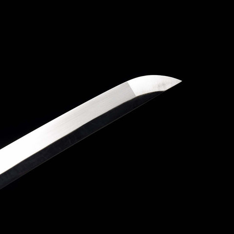 Clay tempered hamon detail on Wado Ichimonji katana blade