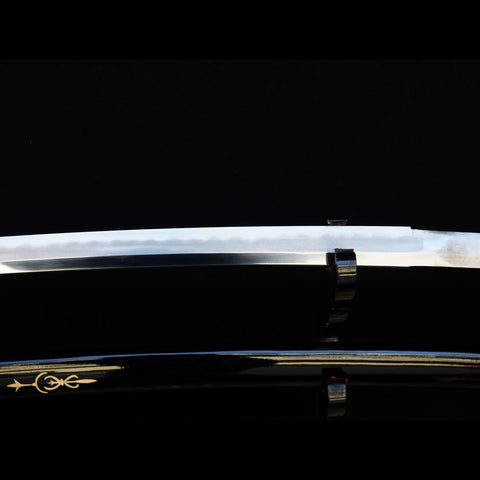 Clay tempered edge of Kill Bill katana made from 1095 high carbon steel