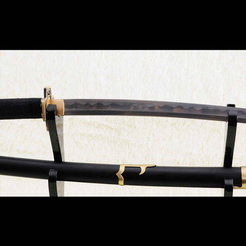 Clay tempered Yubashiri katana hamon pattern close up