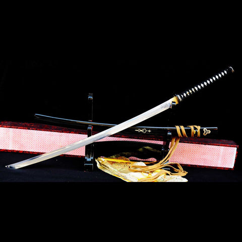 Full tang construction of Kill Bill katana sword for strength and durability