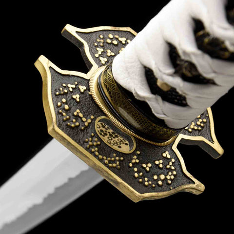hazuya polished yamato katana blade surface detail