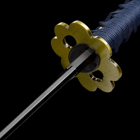 Bamboo mekugi peg securing the Shusui katana handle