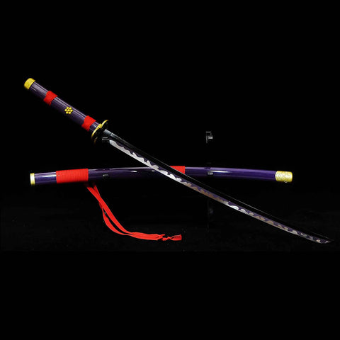 Side profile of Enma katana sword from Zoro