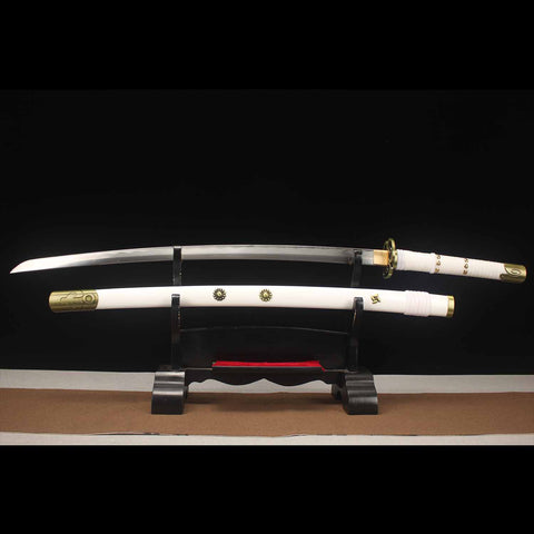 Side view of Ame no Habakiri katana sword from One Piece