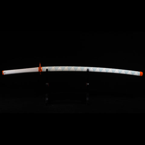 Curved blade profile of Rengoku Kyojuro Nichirin Katana