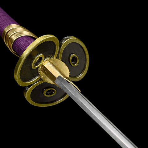 Comfortable grip handle of One Piece Enma Katana sword
